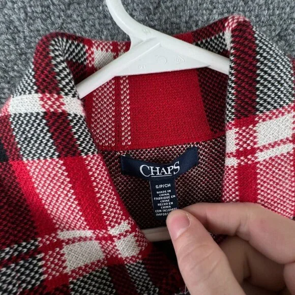 NWT Chaps Women’s Red Plaid Small Vest Zip Up Knit Heavy Warm Winter Sleeveless - Picture 8 of 11